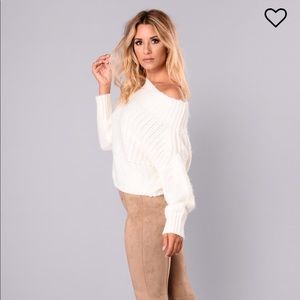 Off shoulder sweater- Ivory